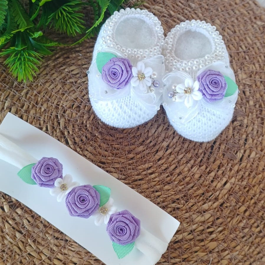 Sapatinho de Tricot com Tiara