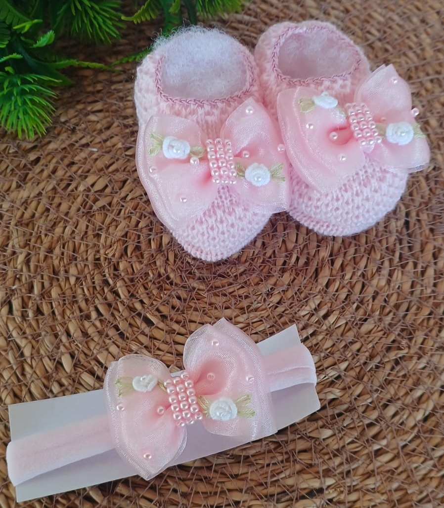 Sapatinho de Tricot com Tiara