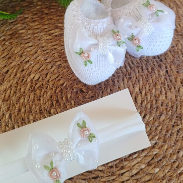 Sapatinho de Tricot com Tiara