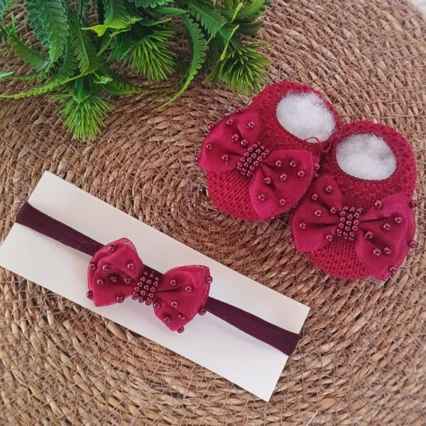 Sapatinho de Tricot com Tiara