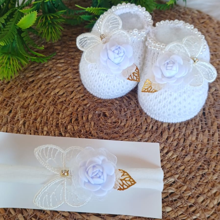 Sapatinho de Tricot com Tiara