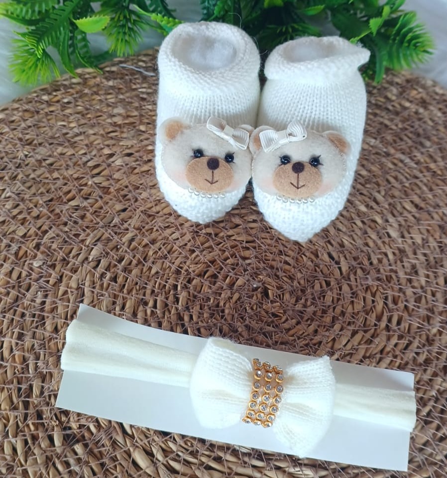 Sapatinho de Tricot com Tiara