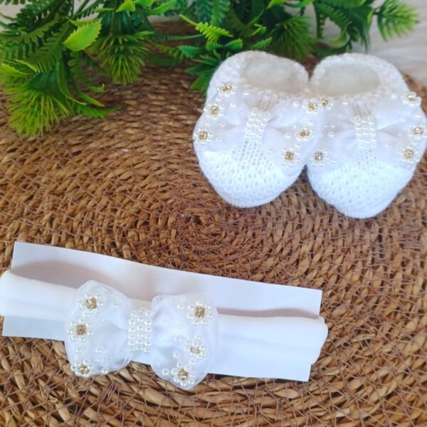 Sapatinho de Tricot com Tiara