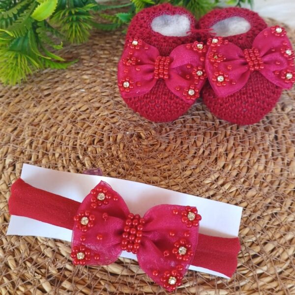 Sapatinho de Tricot com Tiara